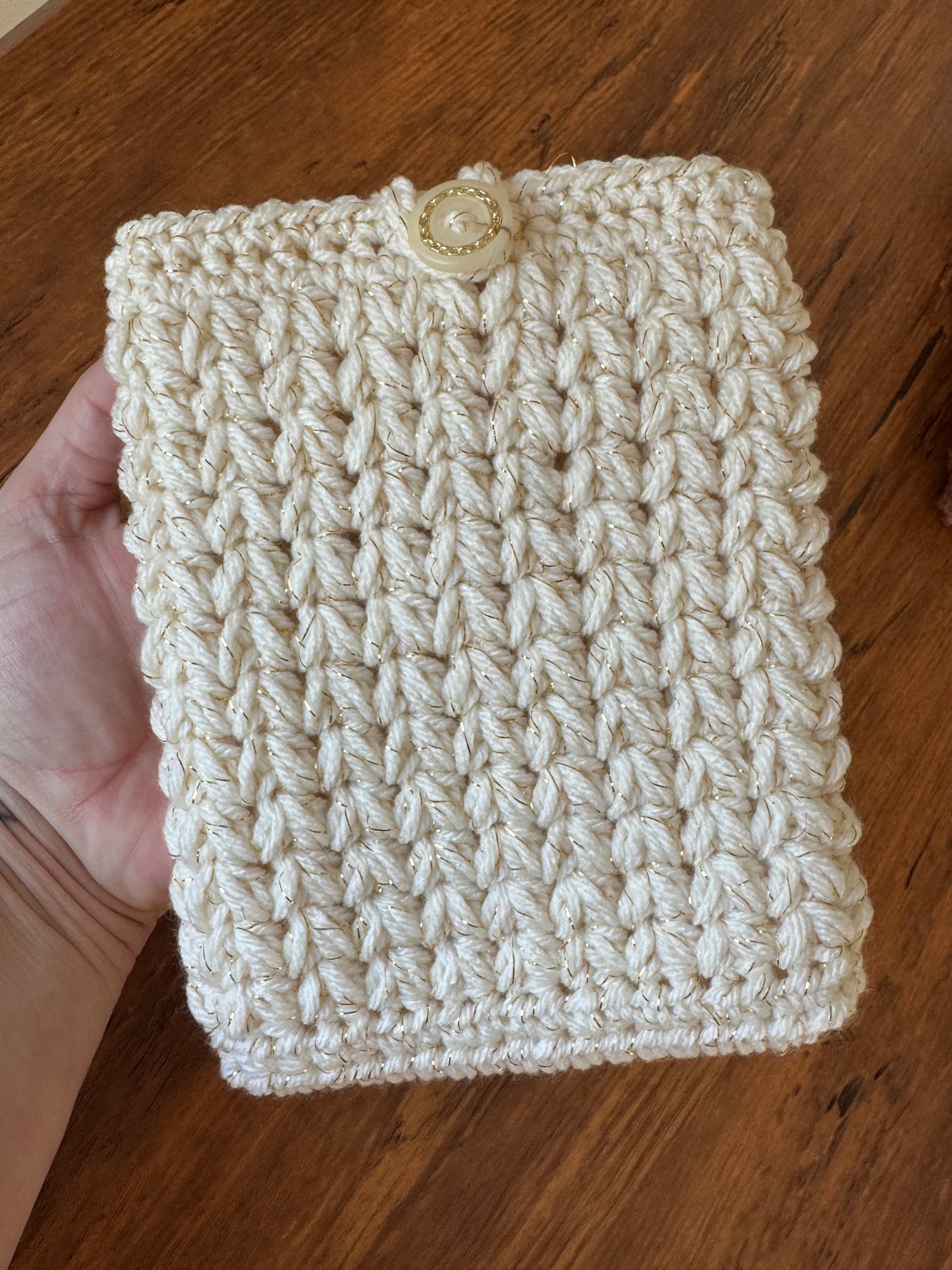 Kindle Sleeve: Ivory & Gold